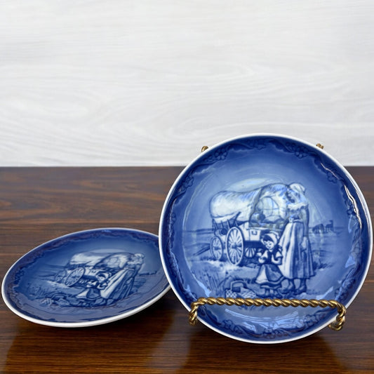 Blue & White Pioneer Plates – Homestead Heritage Collection