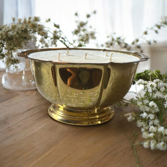 Brass Pedestal Bowl – Sandalwood and Rose (34oz)