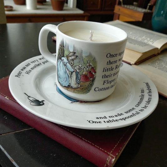 Wedgwood Peter Rabbit Cup & Saucer Candle – Black Amber & Lavender (5oz)