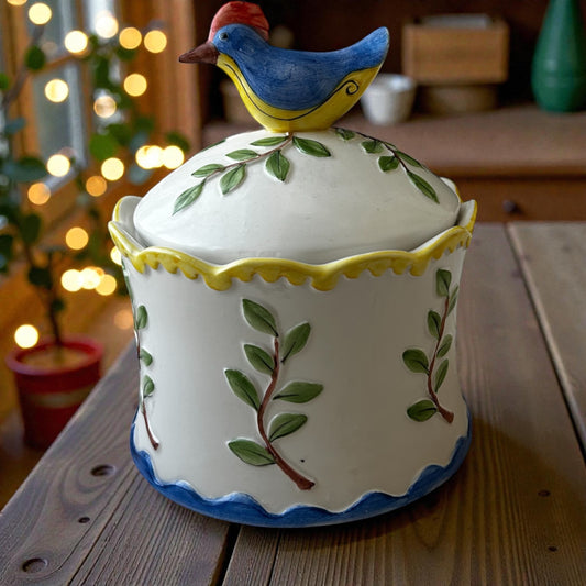 Jilly Walsh Canister Candle – Black Amber & Lavender (18oz)